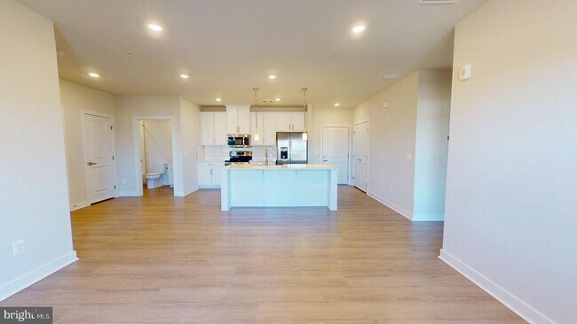 Building Photo - 12850 Mosaic Pk Wy