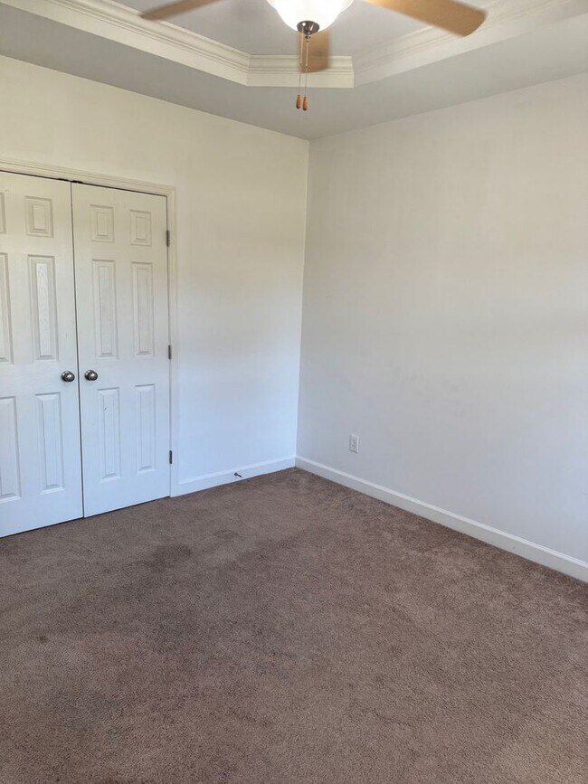 Building Photo - Welcome to Sterling Farms!