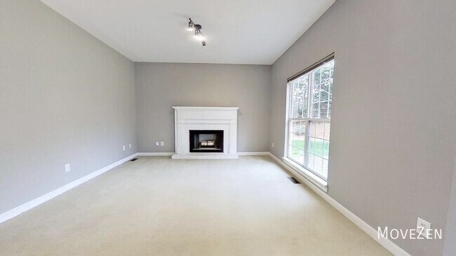 Building Photo - 10516 Rougemont Ln