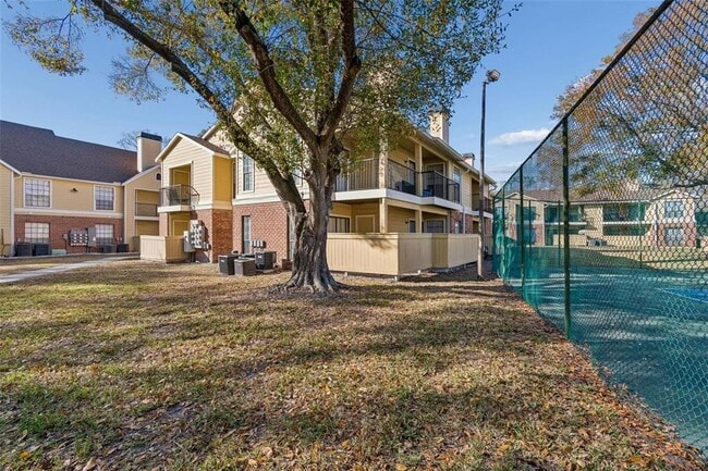 Building Photo - 8742 Mallard Reserve Dr