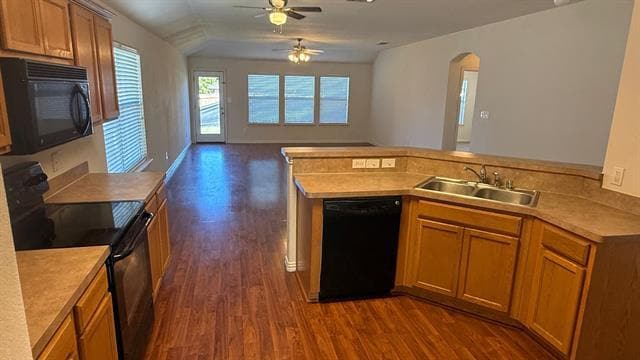 Building Photo - 519 Creekside Dr