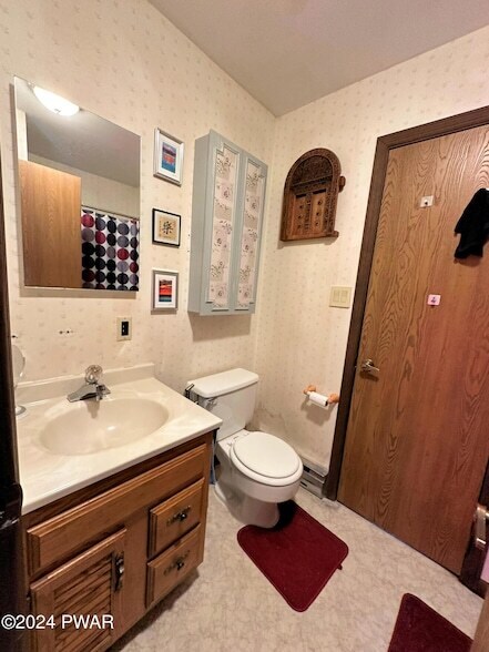 Building Photo - 402 Canoe Brook Dr