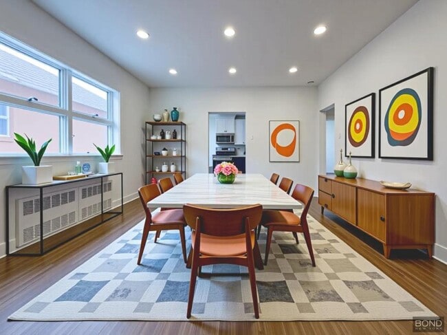 Building Photo - 3 bedroom in Brooklyn NY 11214
