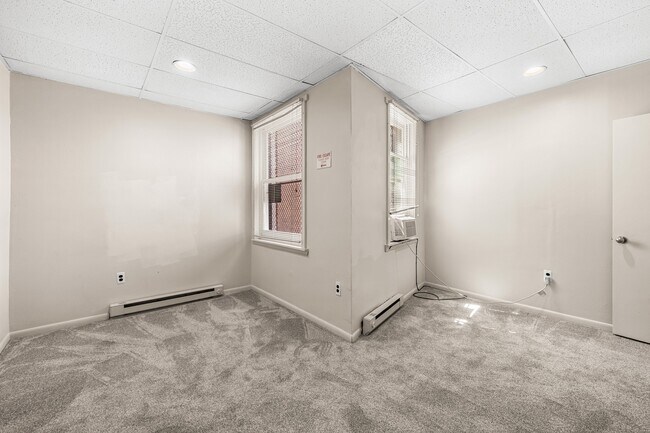 Building Photo - 1502 W Mt Royal Ave