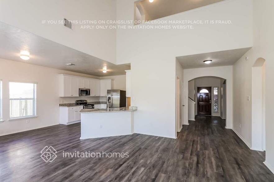 Building Photo - 21402 Mission Falls Dr