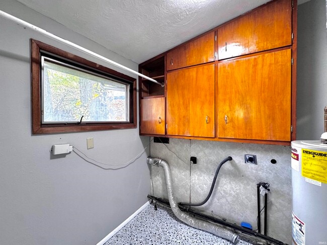 Building Photo - 7102 Woodhue Ln