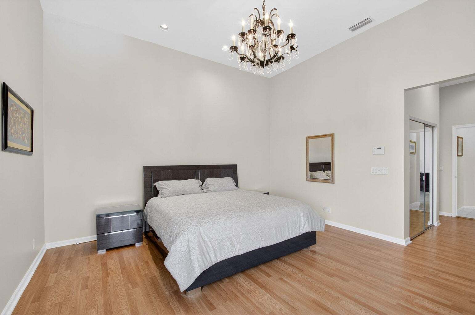 Building Photo - 4465 Barclay Fair Way