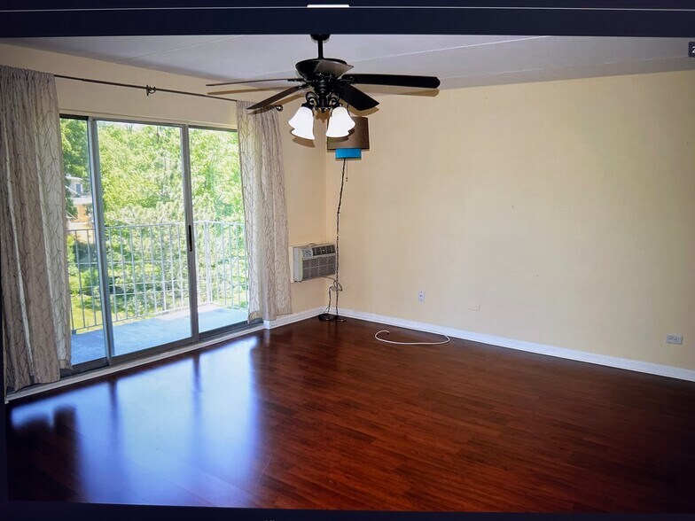 Building Photo - 5125 Blodgett Ave