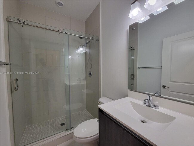 Building Photo - 492 SW 91st Pl