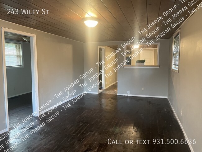 Building Photo - 243 Wiley St