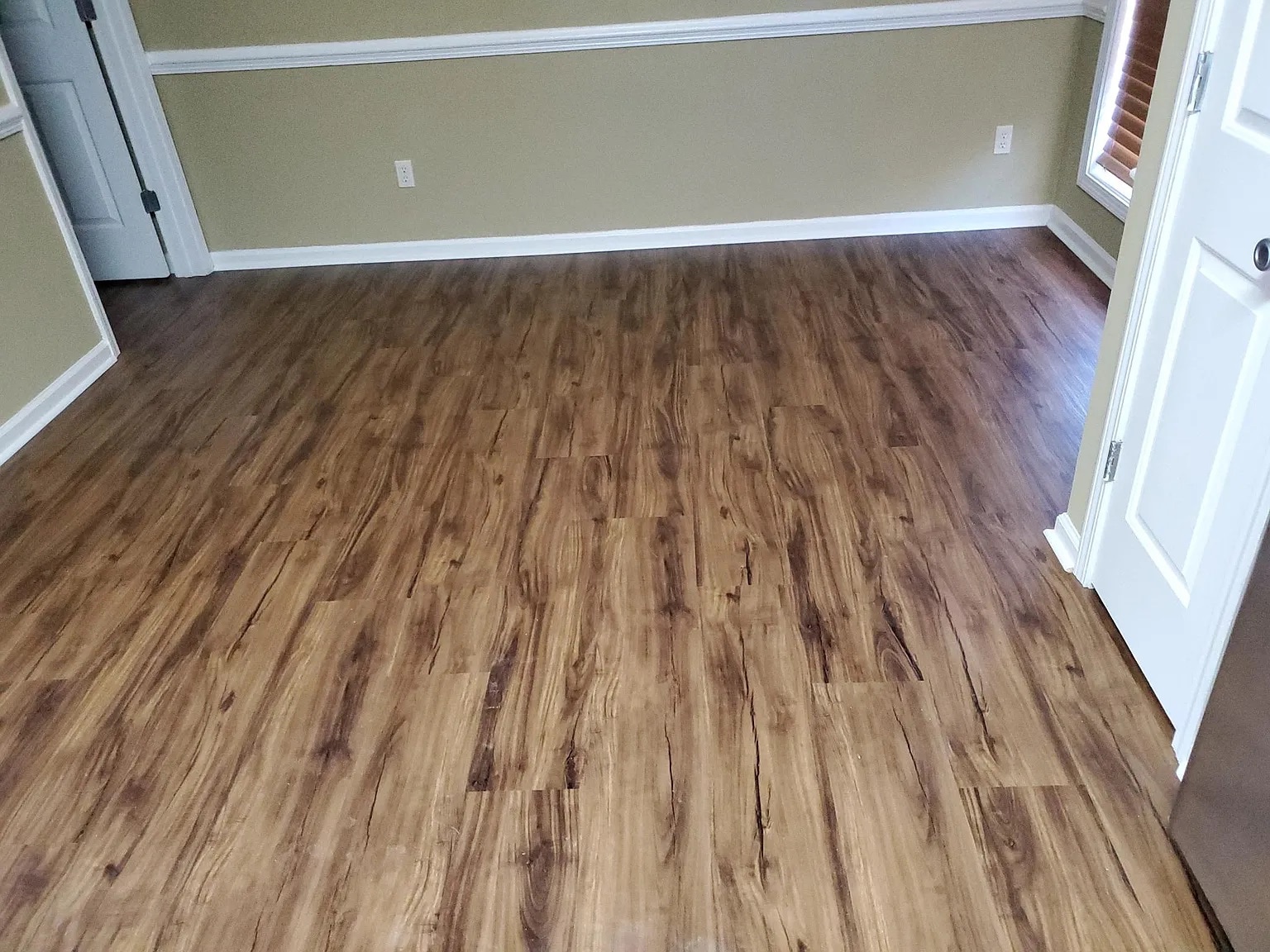 Building Photo - Room in Townhome on Olmadison Pl