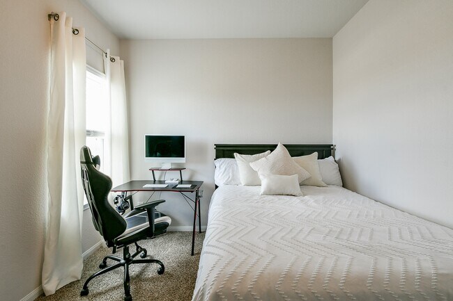 Building Photo - 24967 Goldoni Dr