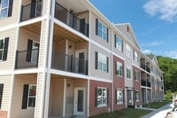 Building Photo - Lakeview
