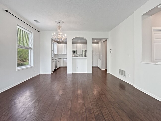 Building Photo - 8449 Forestview Ln N