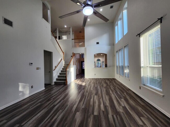 Building Photo - 15800 Opal Fire Dr