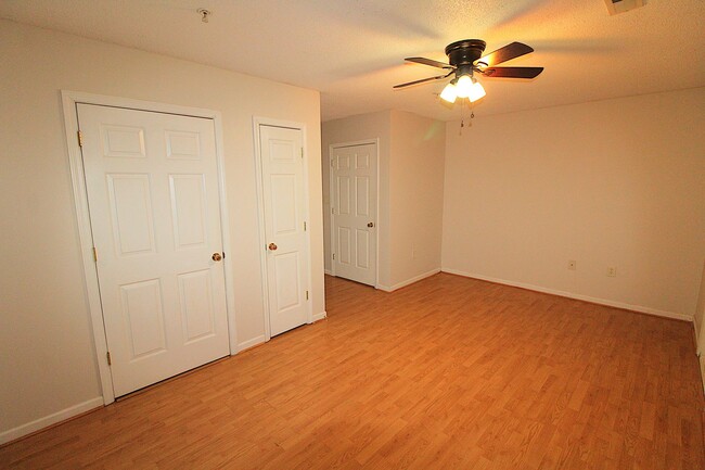 Building Photo - 1 Bedroom in Mooresville!!