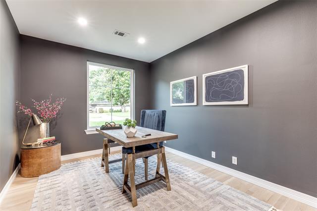 Building Photo - 11207 Dwarfs Cir