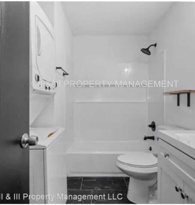 Building Photo - 1505 W 25th Ct
