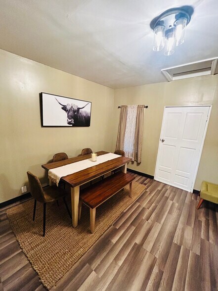 Building Photo - 1452 Huntersland Rd