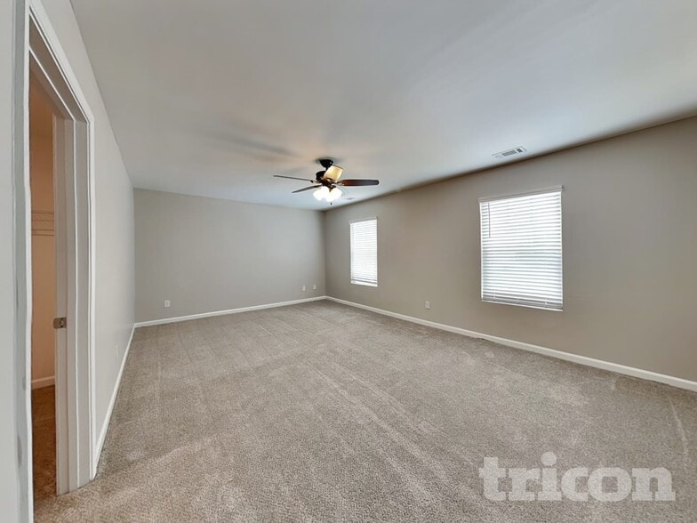 Building Photo - 1008 Eldon Ln