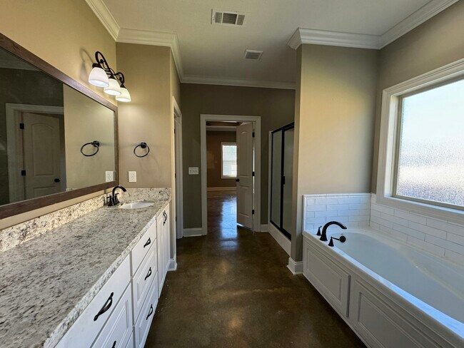 Building Photo - 509 Carrington Dr