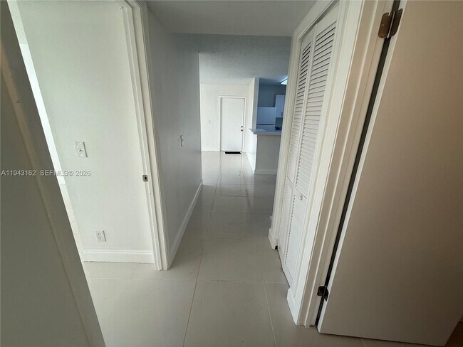 Building Photo - 10773 Cleary Blvd