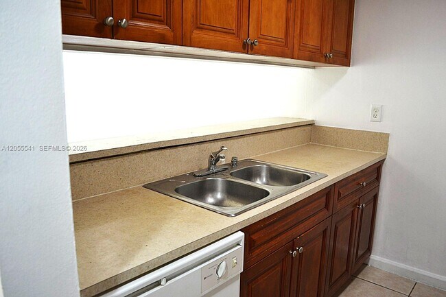 Building Photo - 8004 SW 149th Ave