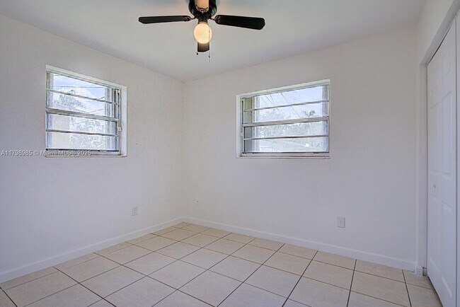 Building Photo - 25442 SW 107th Ave
