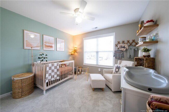 Building Photo - 622 Omaha Dr