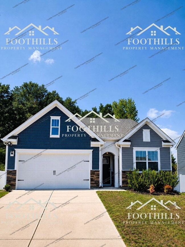 Building Photo - 102 Fancy Trl