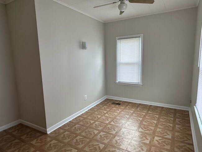 Building Photo - 26621 Belleair St