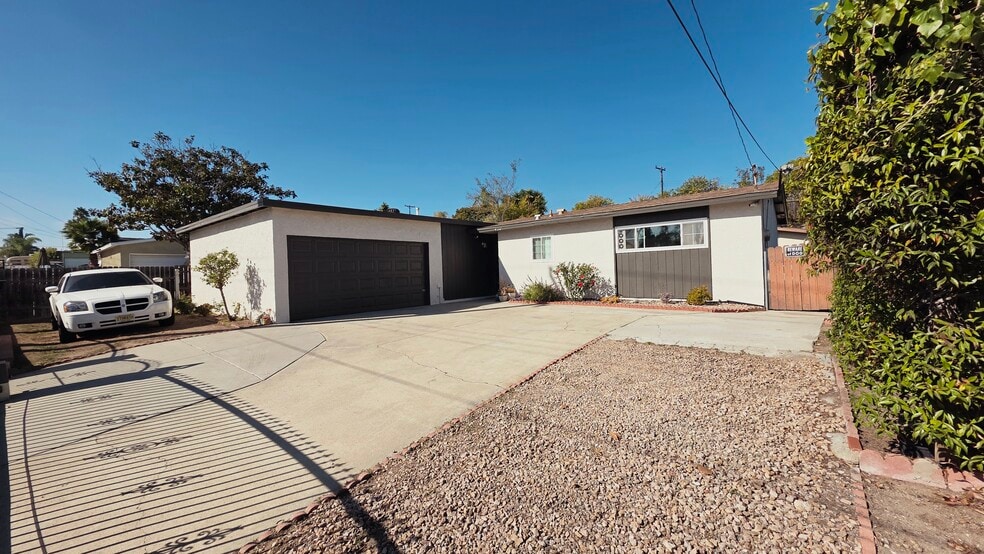 Building Photo - 4122 Lewis St