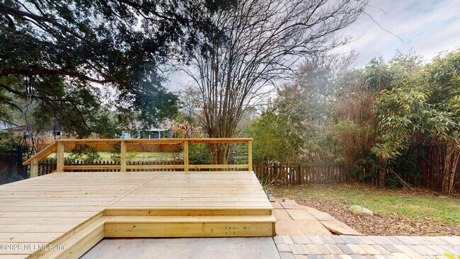 Building Photo - 1738 Chandelier Cir E