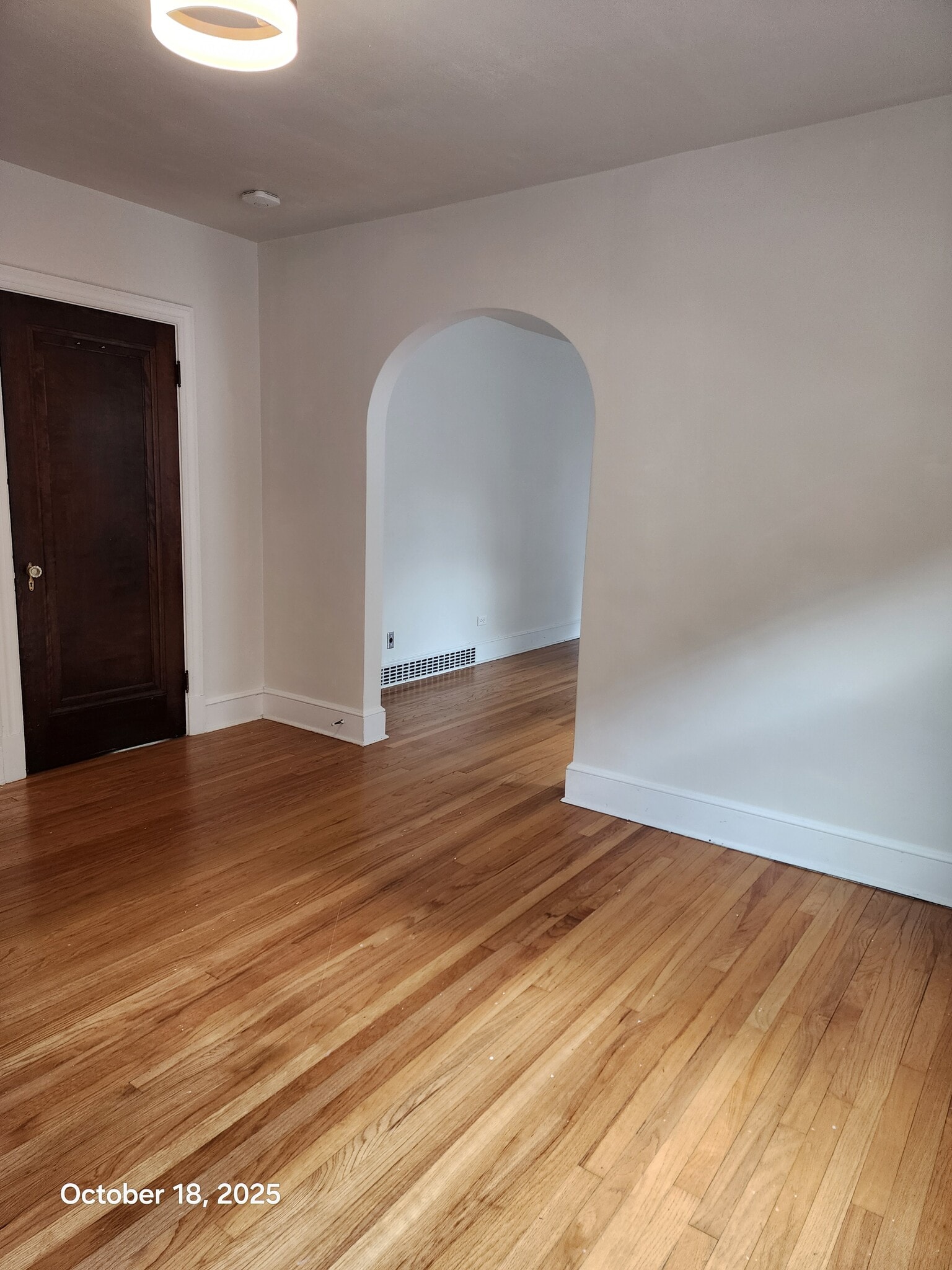 Building Photo - 519 Durston Ave