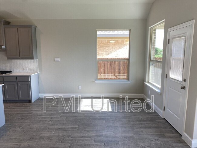 Building Photo - 11525 Nicholson Ln
