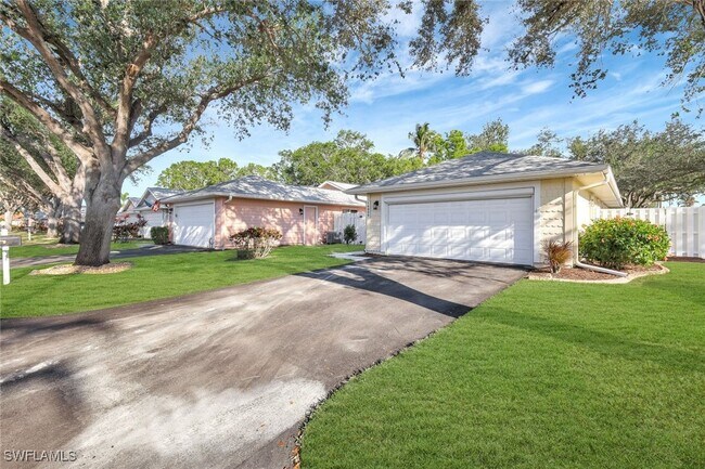 Primary Photo - 14899 Crescent Cove Dr
