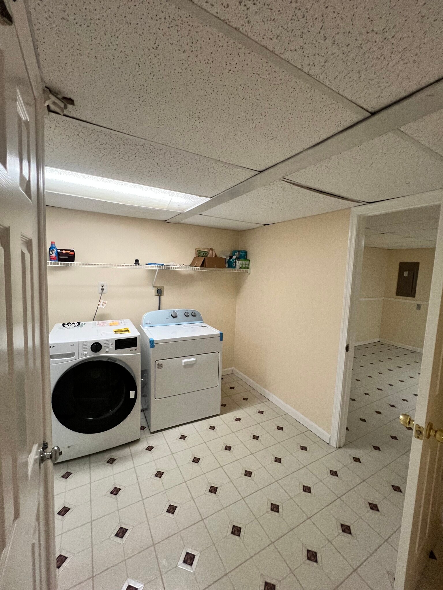 Building Photo - 2863 Coors Park Ct