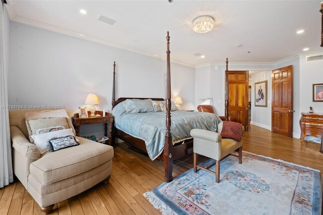 Building Photo - 13643 Deering Bay Dr