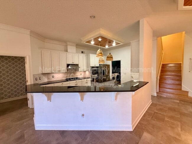 Building Photo - 424 Oak Pond Dr