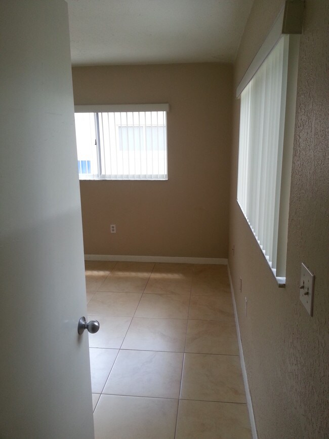 Building Photo - 14377 SW 97th Terrace