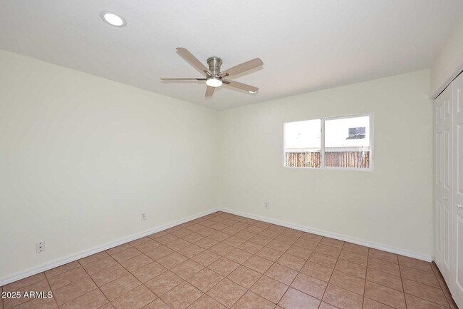 Building Photo - 4031 N 81st Ave