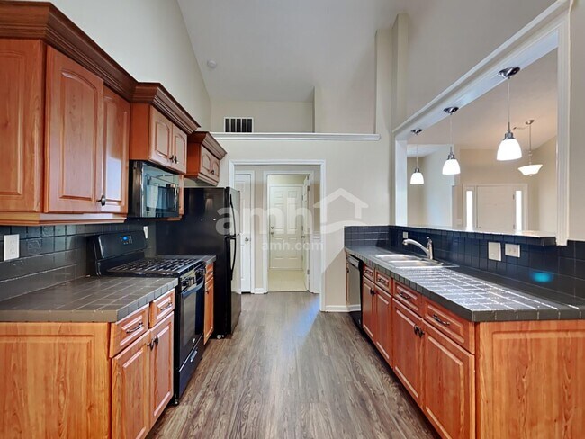 Building Photo - 3385 Woodash Ln