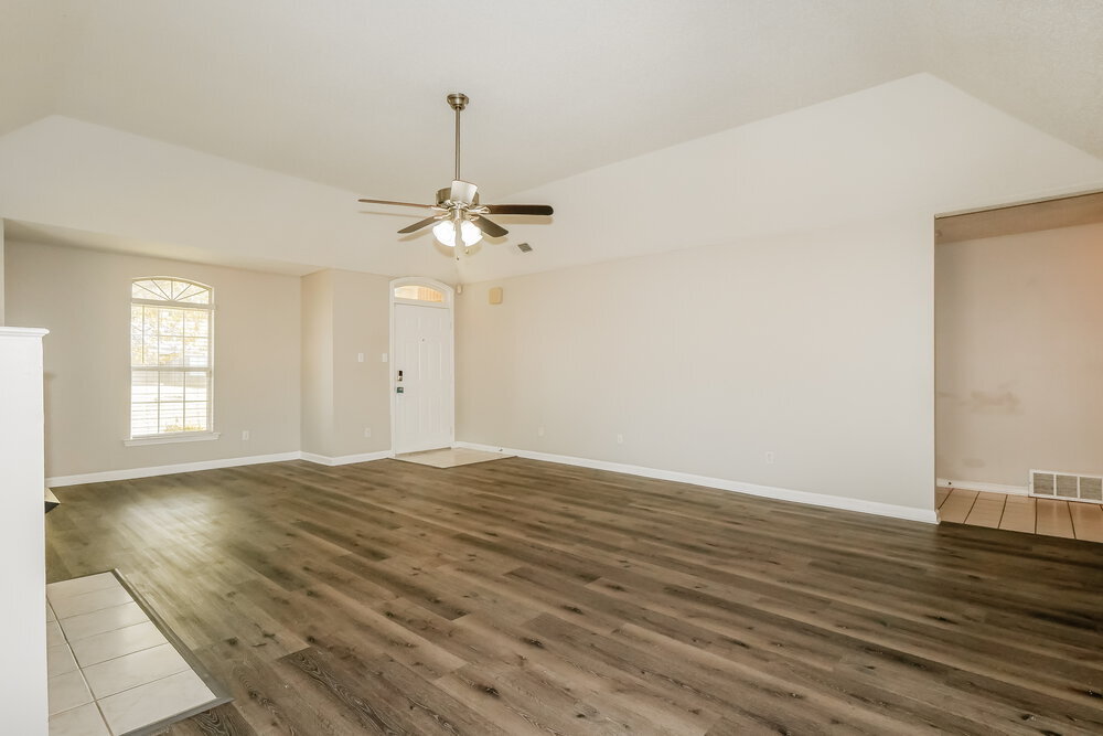 Building Photo - 5791 Pecan Trce