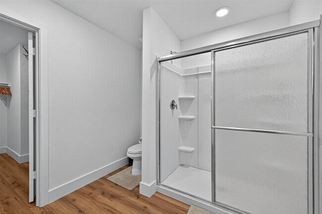 Building Photo - 27615 Village Cir Dr