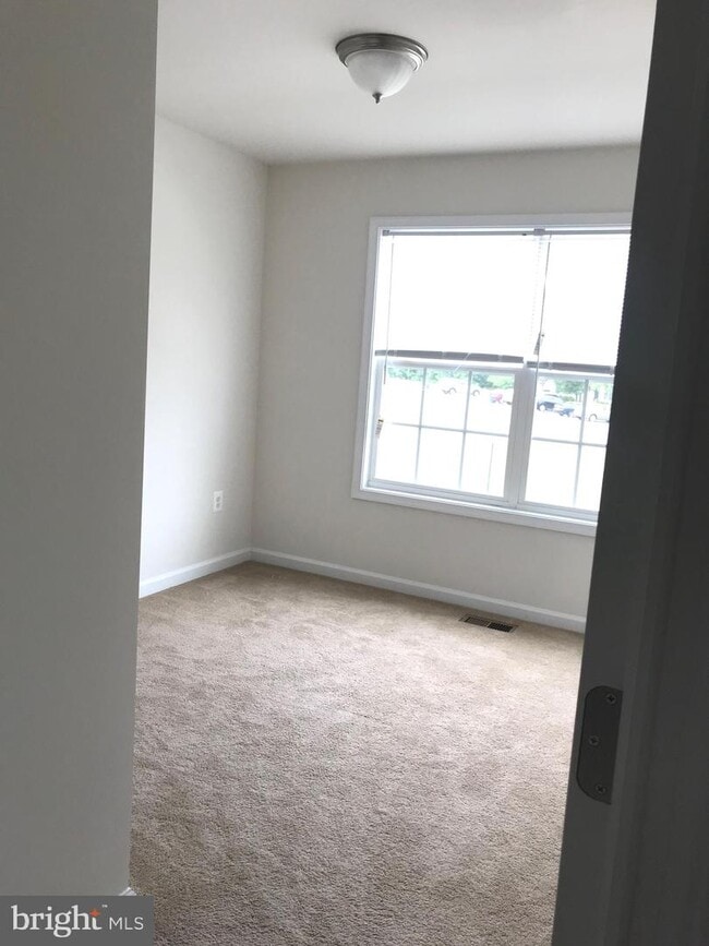 Building Photo - 10417 Westgate Ct