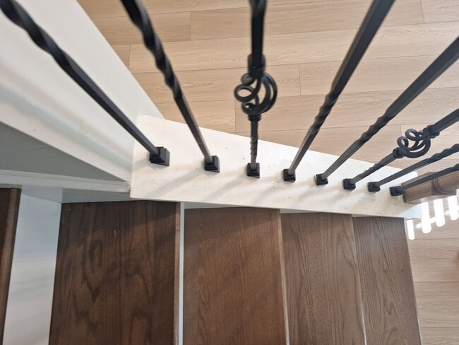 Building Photo - Beautiful Five Bedroom Home Located in Northeast Columbia!