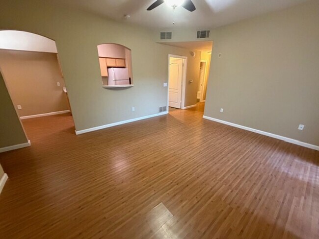 Building Photo - Discover Your Dream Condo with Stunning Mountain Views a 1 Car Garage & Covered carport in NW Ren...