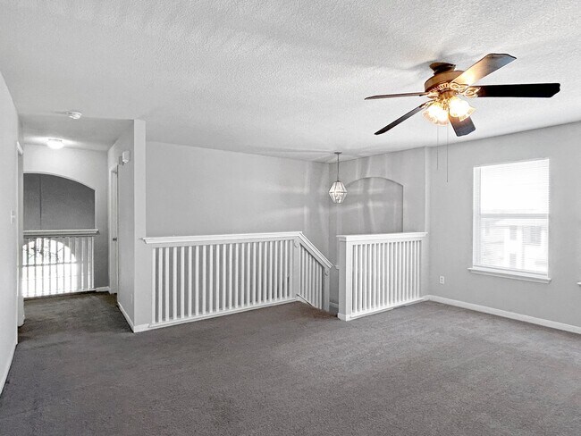 Building Photo - Converse Living at Its Best – Large 5-Bedr...