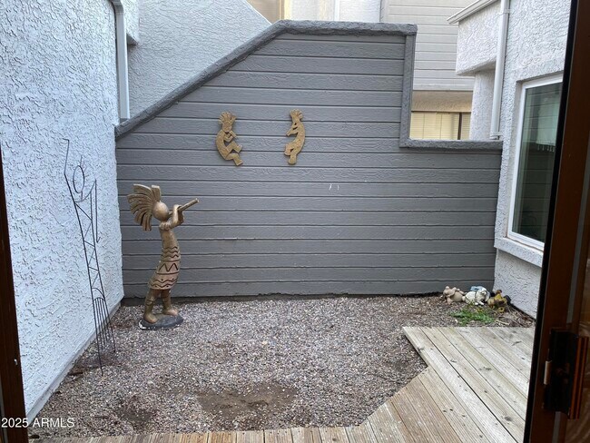 Building Photo - 9205 N 59th Ave