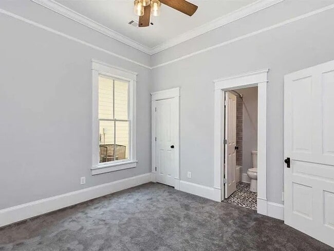 Building Photo - 632 Grady Pl SW